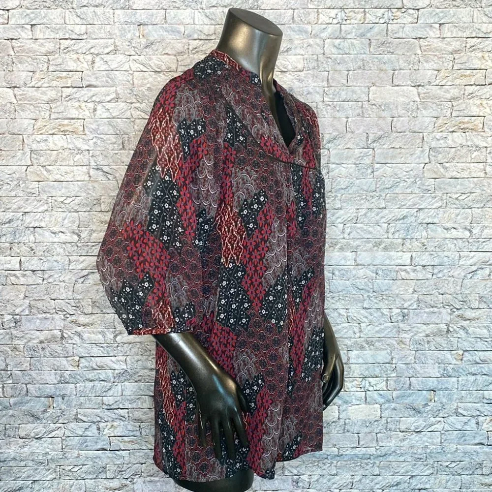 a.n.a Sheer Floral Blouse with Black Cami Women's Size Medium 3-4 Sleeve - Picture 3 of 7